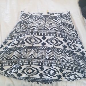 Skater Aztec skirt